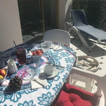 Precioso En S'agaro Con Fantasticas Vistas Al Mar Apartment